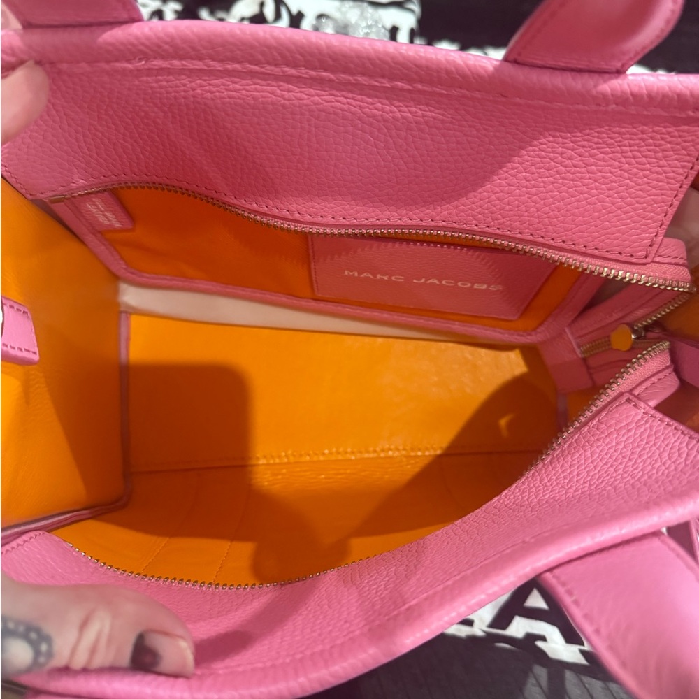 Marc Jacobs Candy  Pink Tote Bag - Picture 6 of 11